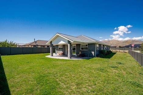 Photo of property in 20 Stowell Drive, Cromwell, 9310