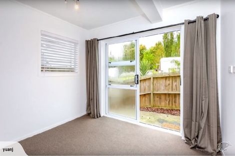 Photo of property in 7 Merville Avenue, Te Atatu South, Auckland, 0610