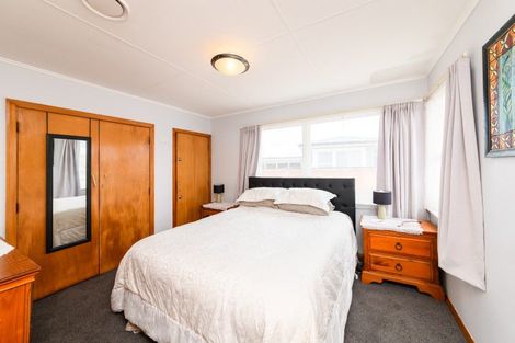 Photo of property in 8 Anakiwa Street, Kelvin Grove, Palmerston North, 4414