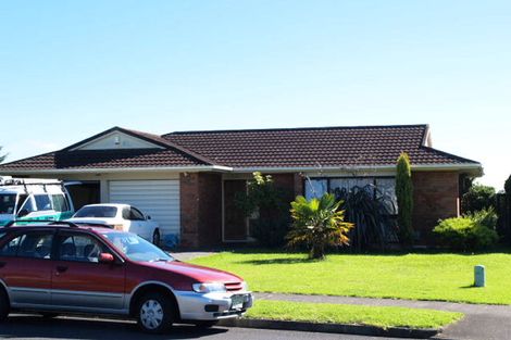 Photo of property in 31 Orangewood Drive, Northpark, Auckland, 2013