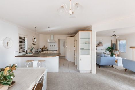 Photo of property in 11 Santa Cruz Drive, Papamoa Beach, Papamoa, 3118