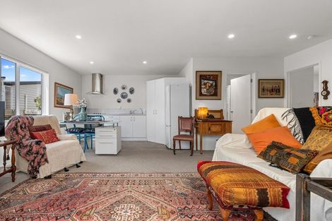 Photo of property in 11 Kamahi Crescent, Papamoa Beach, Papamoa, 3118