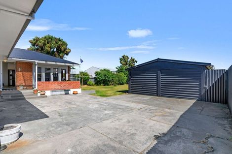 Photo of property in 94 Mcmurdo Street, Tinwald, Ashburton, 7700