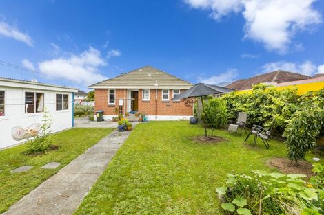 Photo of property in 37 Kashmir Avenue, Clouston Park, Upper Hutt, 5018