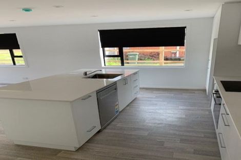 Photo of property in 37d Tawhiri Road, One Tree Hill, Auckland, 1061