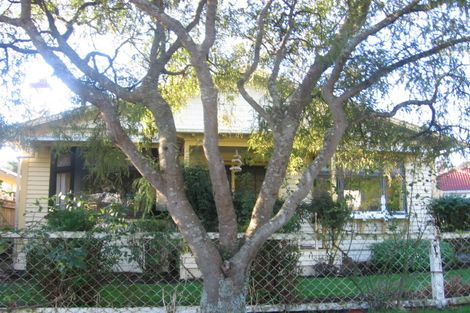 Photo of property in 35 Burnside Street, Waterloo, Lower Hutt, 5011