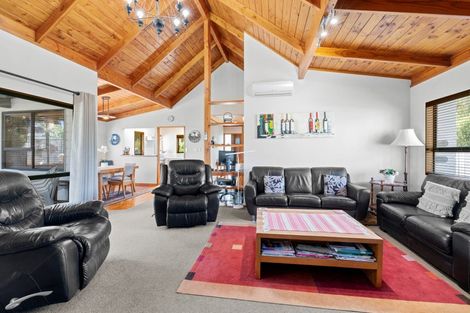 Photo of property in 32 Onepu Lane, Manly, Whangaparaoa, 0930