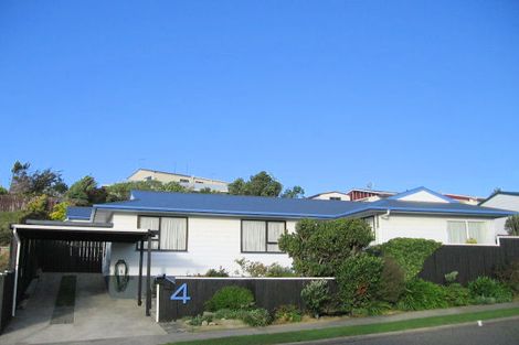 Photo of property in 4 Mossburn Grove, Kelson, Lower Hutt, 5010