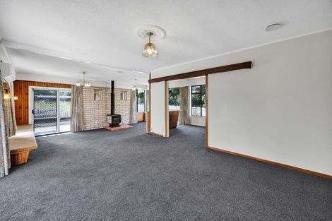 Photo of property in 16 Bridger Place, Eltham, 4322