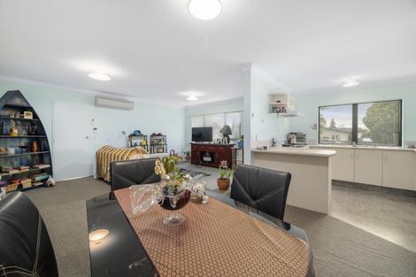 Photo of property in 1/11 Mckee Avenue, Fenton Park, Rotorua, 3010