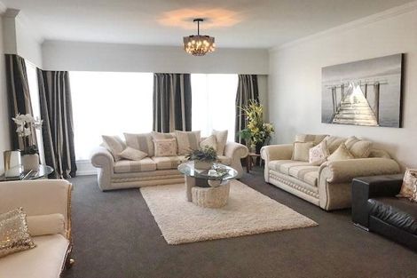 Photo of property in 15 Collins Street, Hawera, 4610