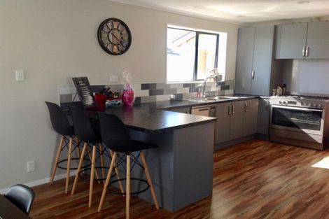 Photo of property in 42 Richmond Street, Waitara, 4320