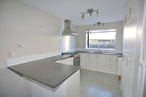 Photo of property in 22 Geraldo Place, Russley, Christchurch, 8042