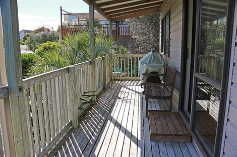Photo of property in 5 Inca Place, Snells Beach, 0920