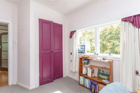 Photo of property in 3 Gordon Street, Dannevirke, 4930