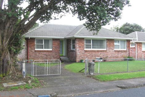 Photo of property in 33 Hereford Street, Te Atatu Peninsula, Auckland, 0610