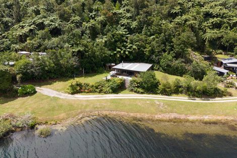 Photo of property in 11 Chingford Road, Lake Rotoma, Rotorua, 3074