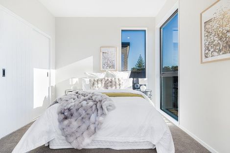 Photo of property in 30 Paretao Street, Massey, 0614