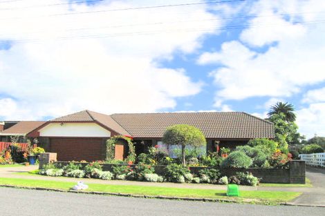 Photo of property in 3/73 Hattaway Avenue, Bucklands Beach, Auckland, 2012