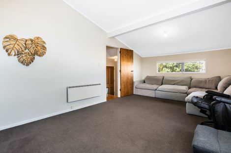 Photo of property in 5 Spey Place, Papakowhai, Porirua, 5024