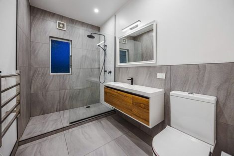 Photo of property in 1/5 Akehurst Avenue, New Lynn, Auckland, 0600