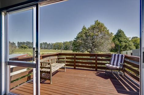 Photo of property in 32 Poukawa Road, Poukawa, Hastings, 4178