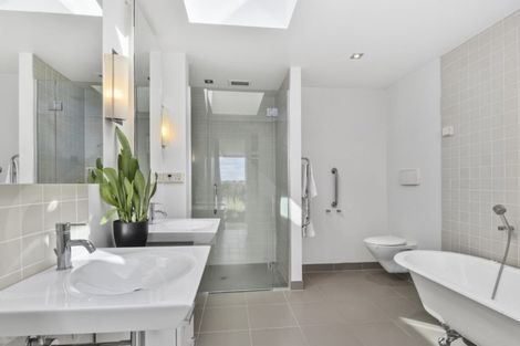 Photo of property in 37 Island View Drive, Gulf Harbour, Whangaparaoa, 0930