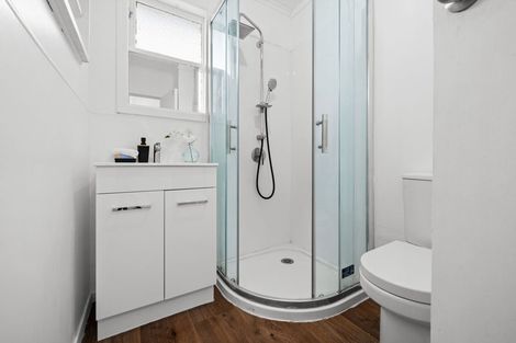 Photo of property in 16 Manapouri Place, Glenview, Hamilton, 3206