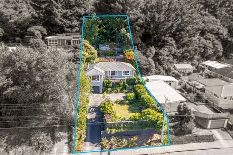 Photo of property in 121 Wainuiomata Road, Wainuiomata, Lower Hutt, 5014