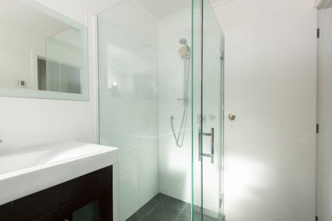 Photo of property in 107 Lake Crescent, Hamilton Lake, Hamilton, 3204