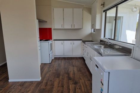 Photo of property in 5 Kotuku Place, Snells Beach, 0920