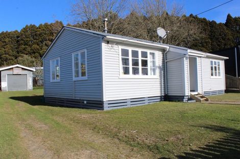 Photo of property in 3 Moana Crescent, Mangakino, 3421