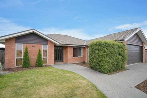 Photo of property in 16 Tommy Street, Pegasus, 7612