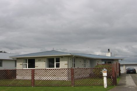 Photo of property in 49 Herrington Street, Foxton, 4814