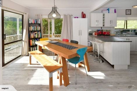 Photo of property in 515 Upper Waiwera Road, Puhoi, Silverdale, 0994