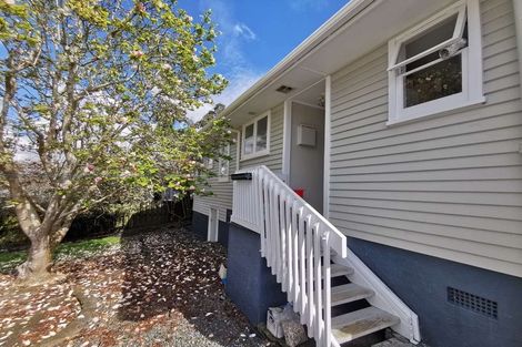 Photo of property in 24 Line Road, Glen Innes, Auckland, 1072