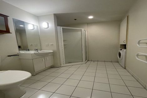 Photo of property in Terrace Garden Apartments, 9a/120 The Terrace, Wellington Central, Wellington, 6011