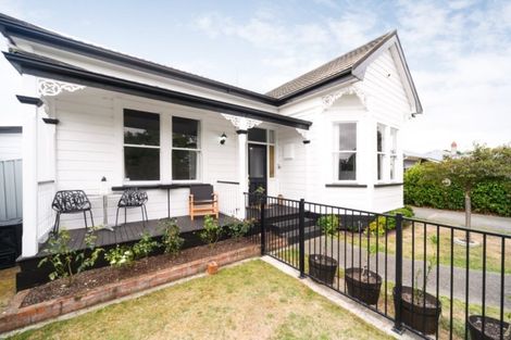 Photo of property in 11 Limbrick Street, Terrace End, Palmerston North, 4410