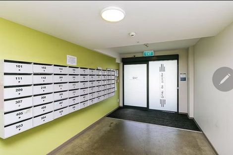 Photo of property in Dual Apartments, 108/142 Vivian Street, Te Aro, Wellington, 6011