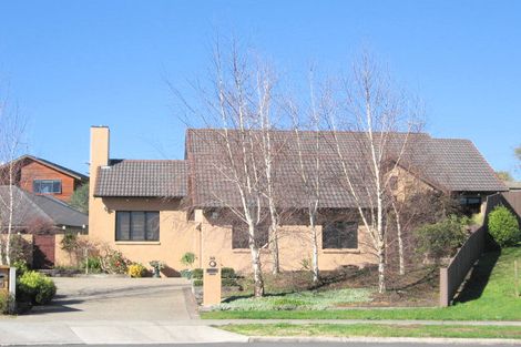 Photo of property in 28 Waipuna Place, Rototuna, Hamilton, 3210