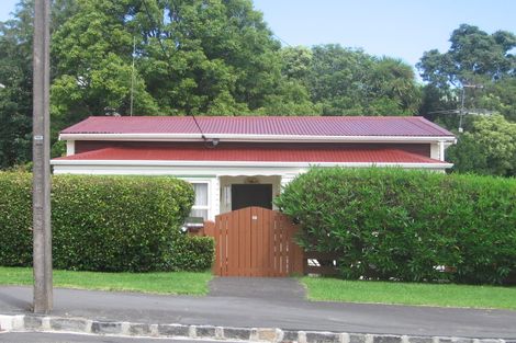 Photo of property in 19 Hastings Parade, Devonport, Auckland, 0624
