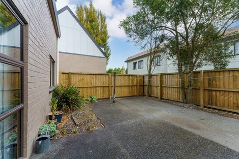 Photo of property in 4/35 Brockworth Place, Riccarton, Christchurch, 8011