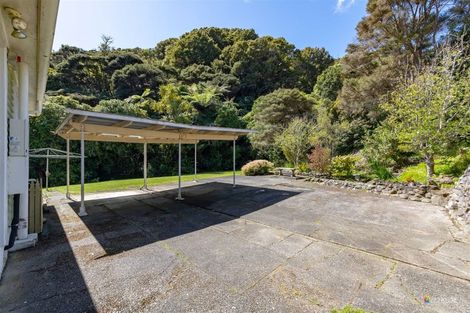 Photo of property in 200 Whites Line East, Waiwhetu, Lower Hutt, 5010