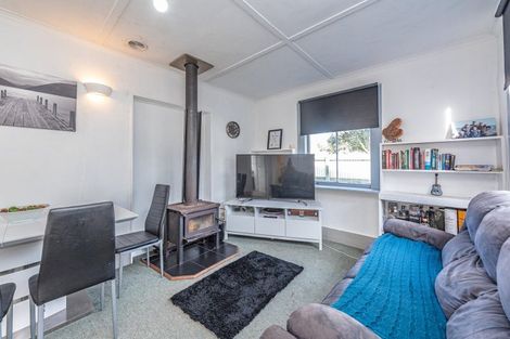 Photo of property in 22 Cambridge Street, Gonville, Whanganui, 4501