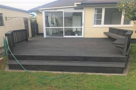 Photo of property in 33 Princes Street, Fitzroy, New Plymouth, 4312