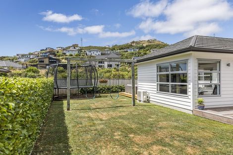 Photo of property in 12 Banks Boulevard, Whitby, Porirua, 5024