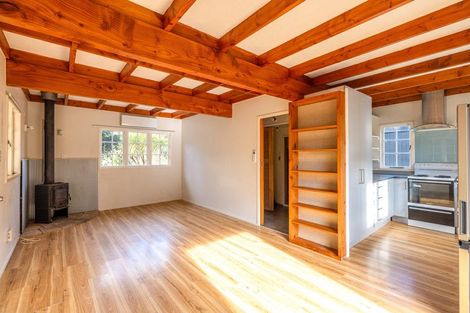 Photo of property in 13 Totara Road, Onetangi, Waiheke Island, 1081