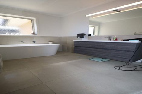 Photo of property in 7 Flatiron Way, Papamoa, 3118