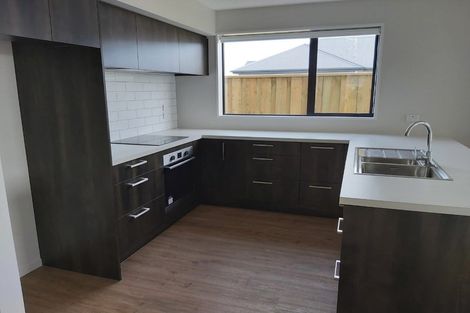 Photo of property in 19 Oakleigh Street, Woodend, 7610