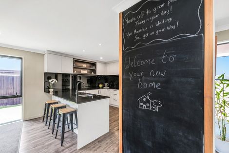 Photo of property in 13 Cressy Place, Darfield, 7510